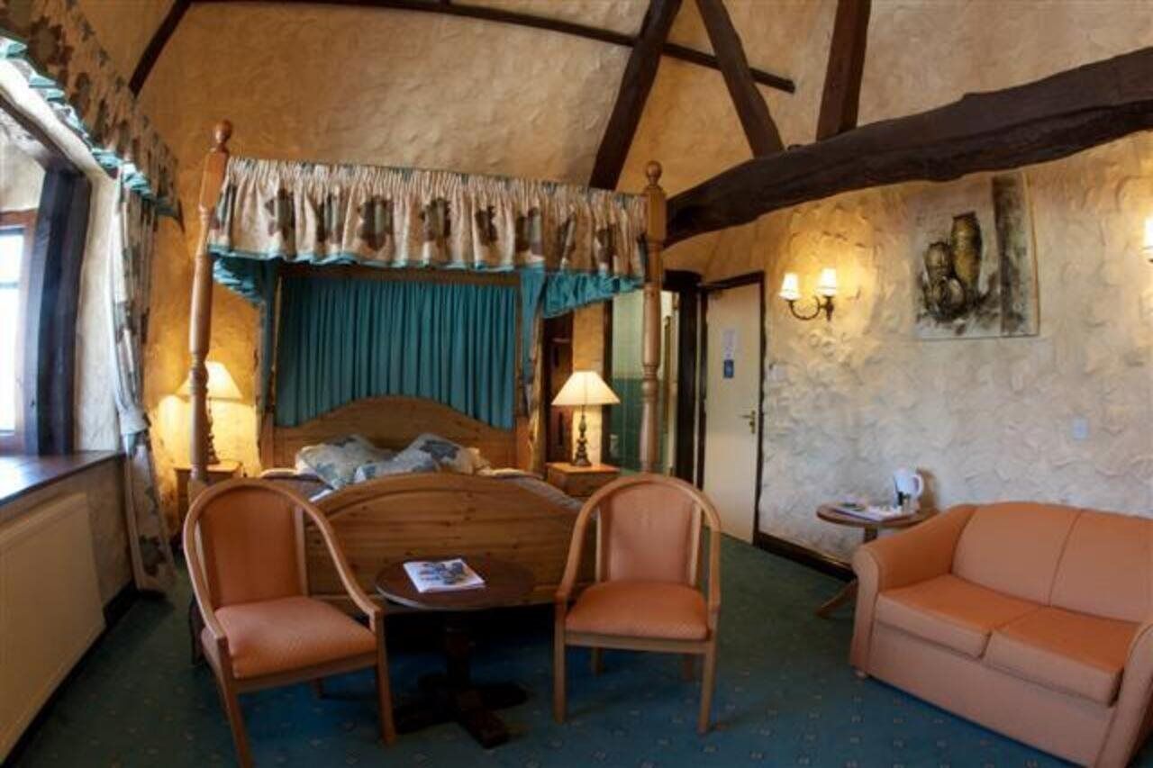 The Horseshoe Inn Herstmonceux Eksteriør billede